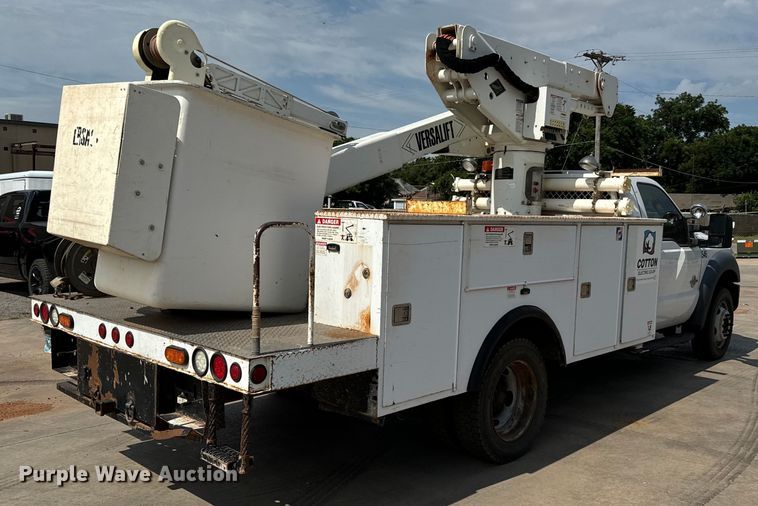 image for item NQ9624 2015 Ford F550 Super Duty bucket truck