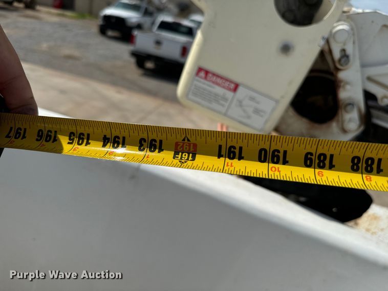 image for item NQ9624 2015 Ford F550 Super Duty bucket truck