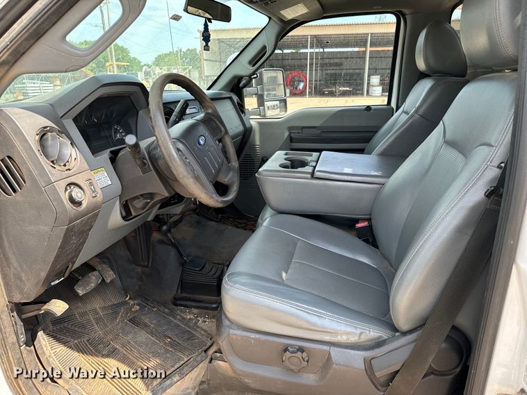 image for item NQ9624 2015 Ford F550 Super Duty bucket truck