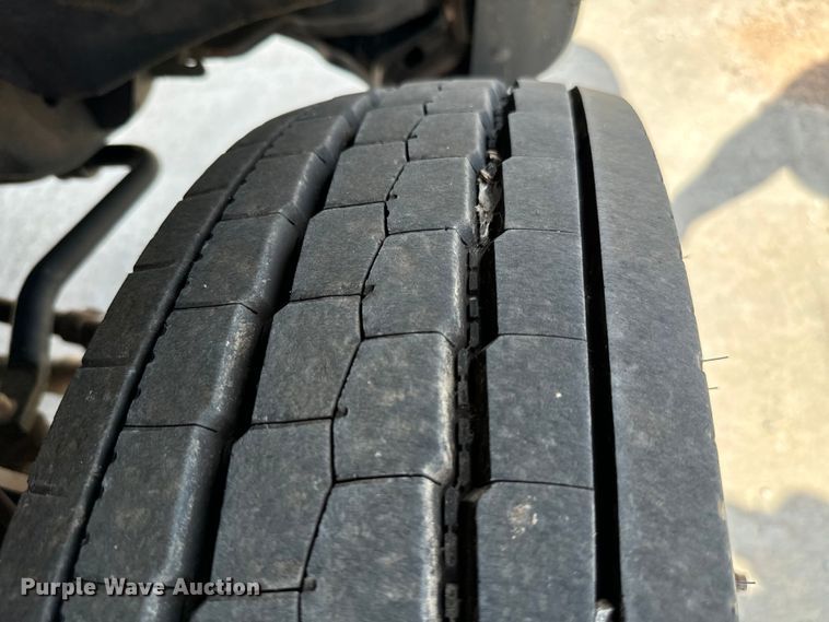 image for item NQ9624 2015 Ford F550 Super Duty bucket truck