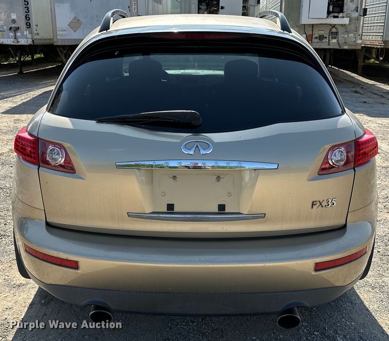 image for item NR9855 2003 Infiniti FX35 SUV