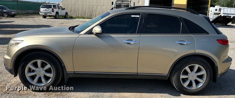 image for item NR9855 2003 Infiniti FX35 SUV