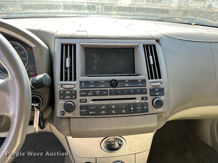 image for item NR9855 2003 Infiniti FX35 SUV