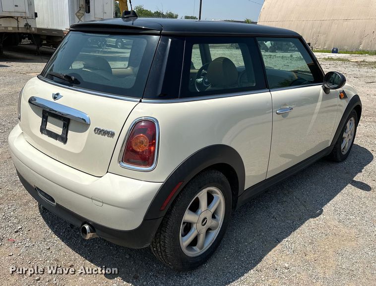image for item NR9899 2010 Mini  Cooper 