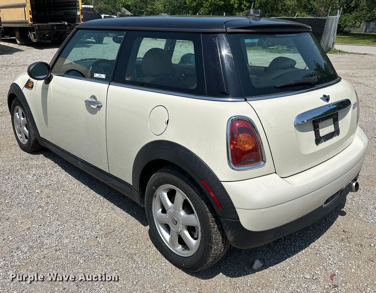 image for item NR9899 2010 Mini  Cooper 