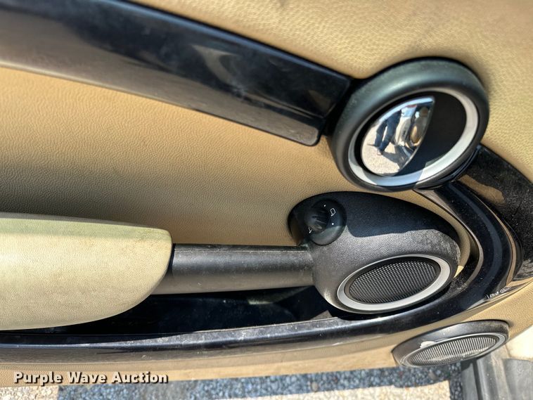 image for item NR9899 2010 Mini  Cooper 