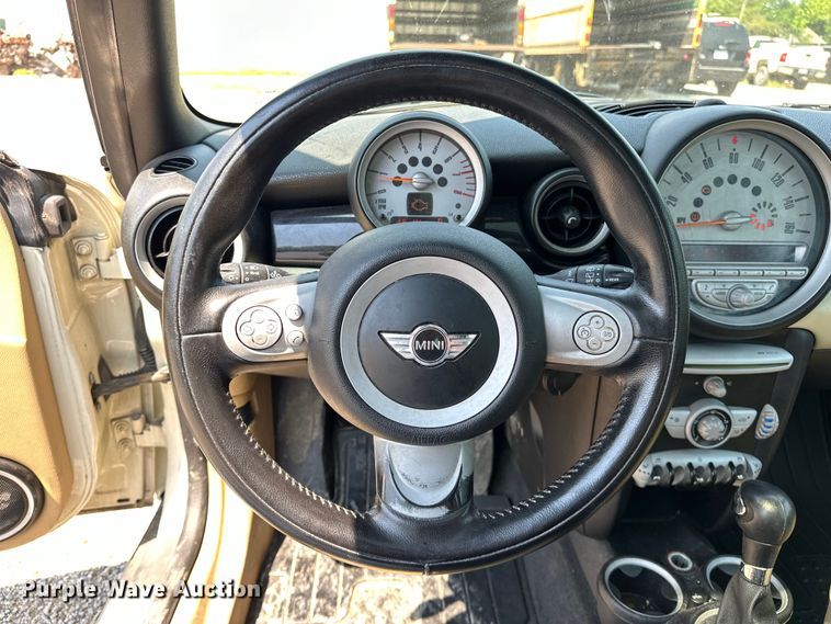 image for item NR9899 2010 Mini  Cooper 