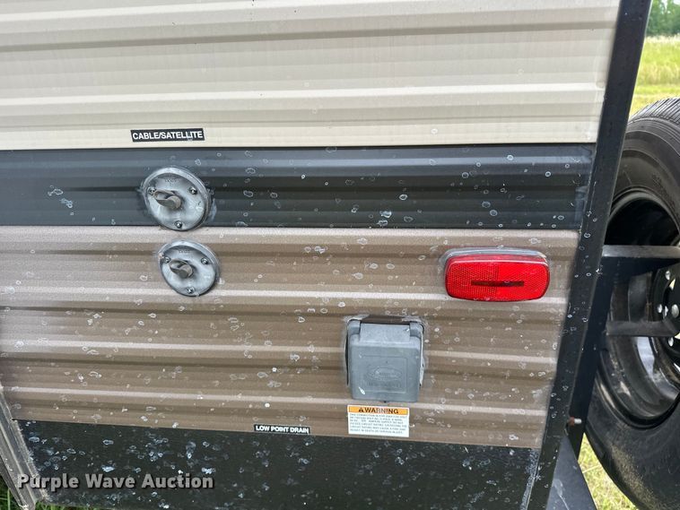 image for item NR9968 2020 Forrest River Inc.  Wildwood camper