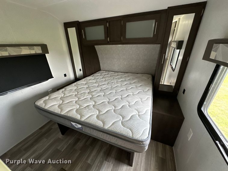 image for item NR9968 2020 Forrest River Inc.  Wildwood camper