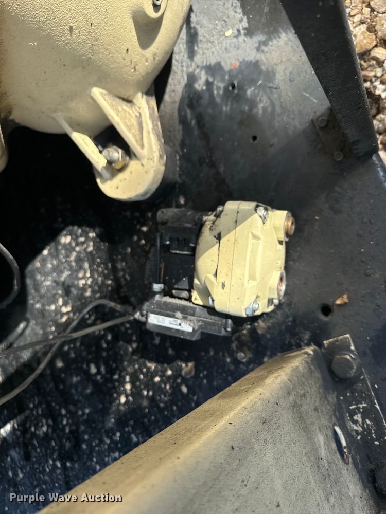 image for item OF9707 Ingersoll-Rand Nirvana air compressor