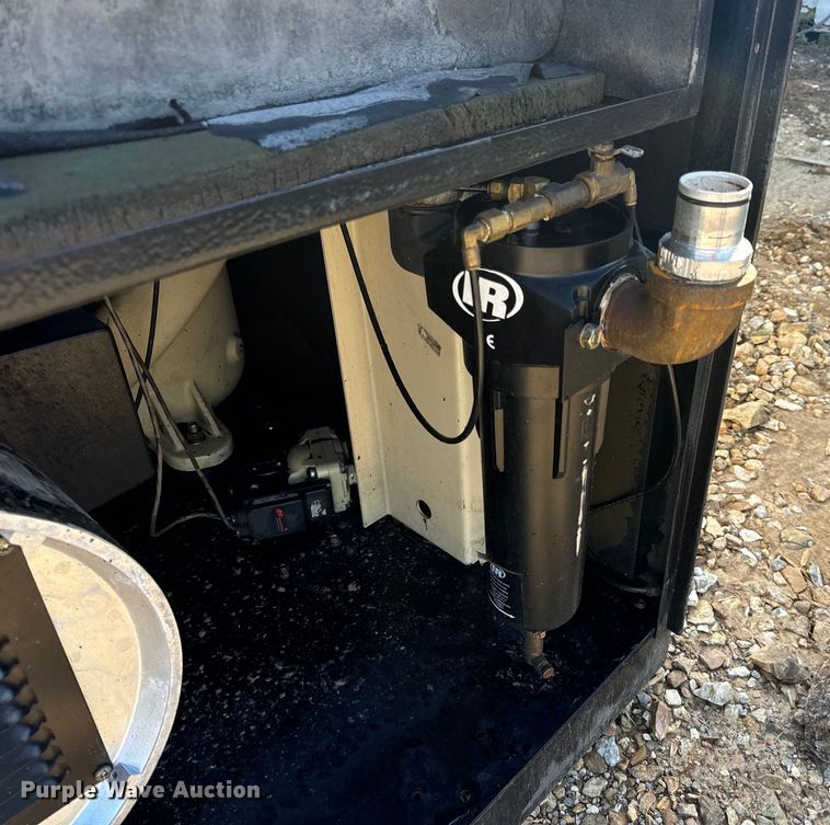 image for item OF9707 Ingersoll-Rand Nirvana air compressor