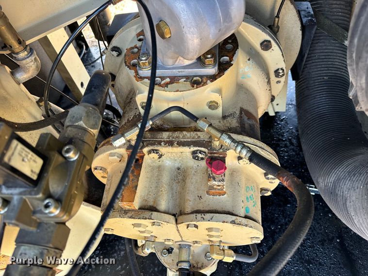 image for item OF9707 Ingersoll-Rand Nirvana air compressor