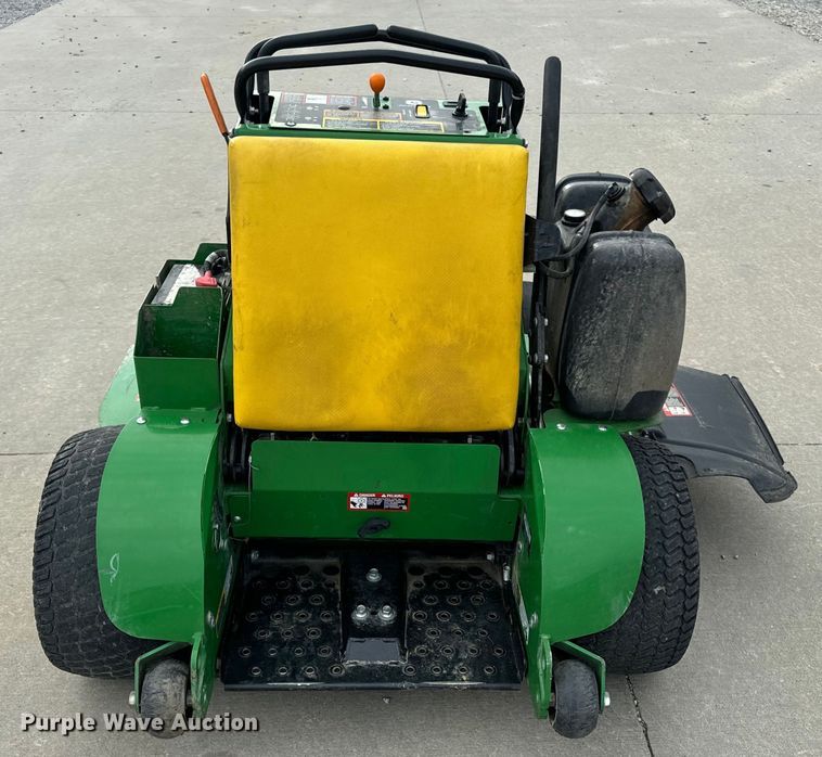 image for item OF9711 2022 John Deere 652R ZTR lawn mower