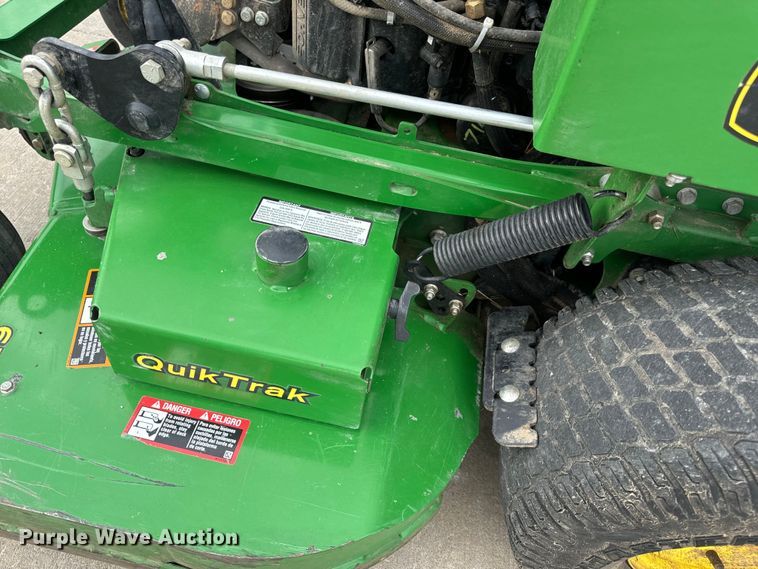 image for item OF9711 2022 John Deere 652R ZTR lawn mower