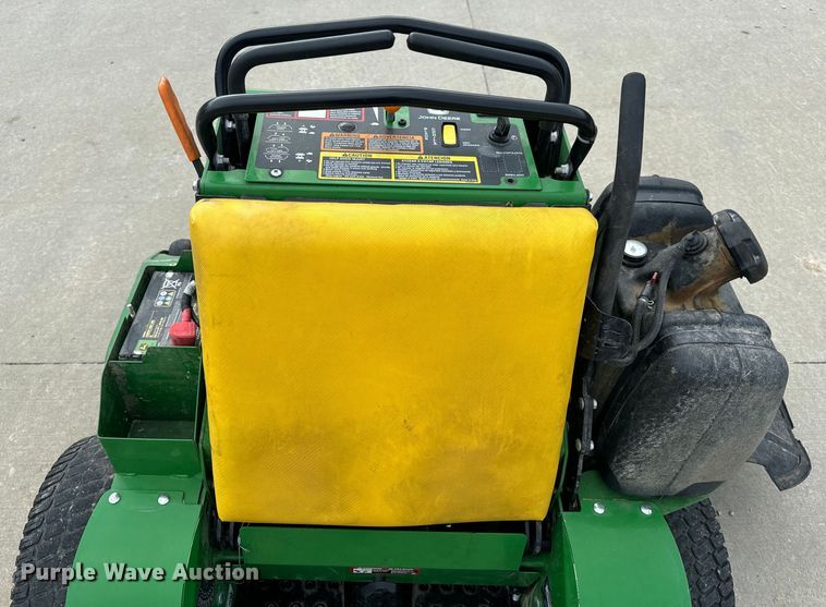 image for item OF9711 2022 John Deere 652R ZTR lawn mower