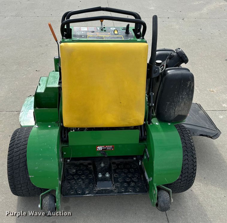 image for item OF9712 2022 John Deere 652R ZTR lawn mower
