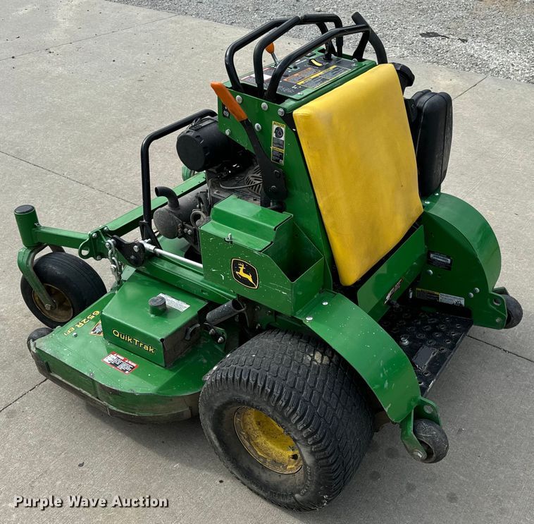image for item OF9712 2022 John Deere 652R ZTR lawn mower