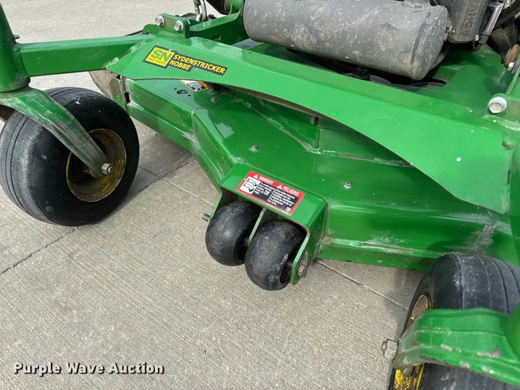 image for item OF9712 2022 John Deere 652R ZTR lawn mower