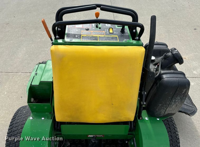 image for item OF9712 2022 John Deere 652R ZTR lawn mower