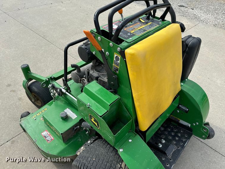 image for item OF9712 2022 John Deere 652R ZTR lawn mower