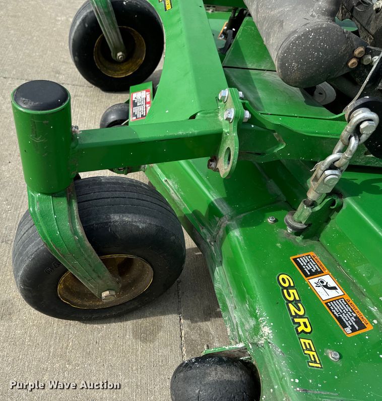 image for item OF9712 2022 John Deere 652R ZTR lawn mower