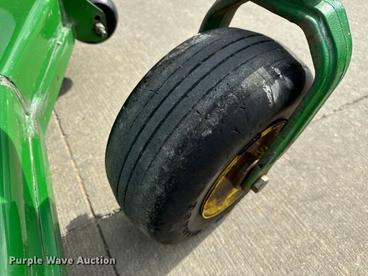 image for item OF9712 2022 John Deere 652R ZTR lawn mower