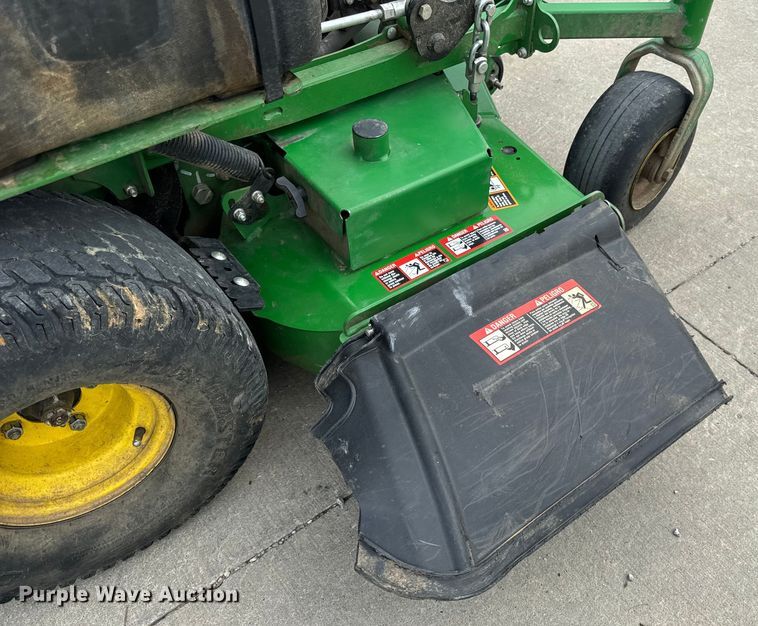 image for item OF9716 2022 John Deere 652R ZTR lawn mower