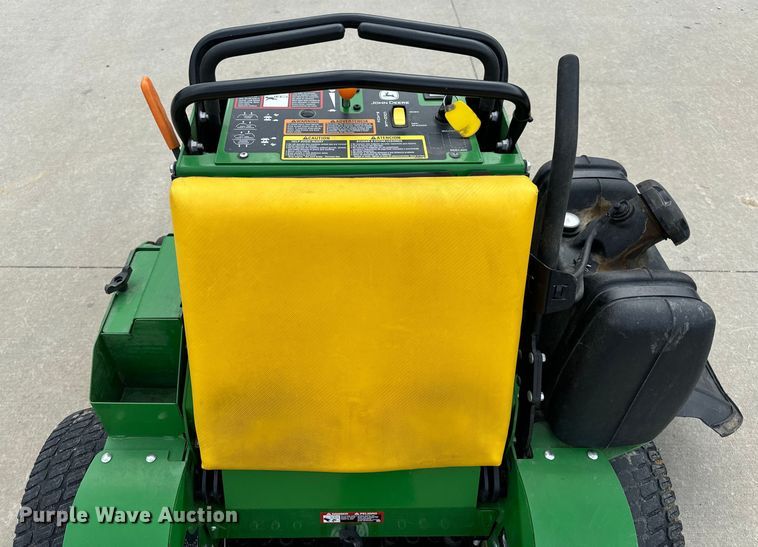 image for item OF9716 2022 John Deere 652R ZTR lawn mower