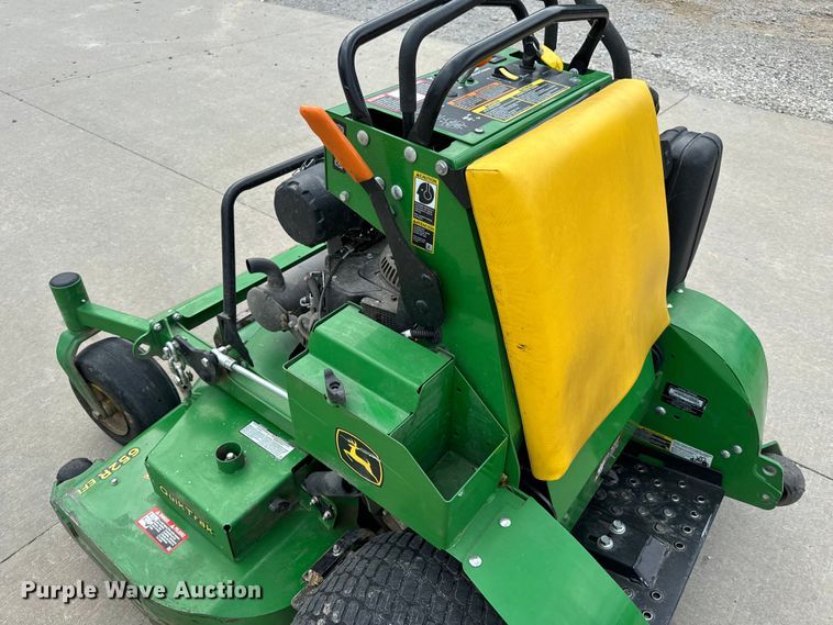image for item OF9716 2022 John Deere 652R ZTR lawn mower
