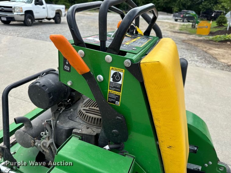 image for item OF9716 2022 John Deere 652R ZTR lawn mower
