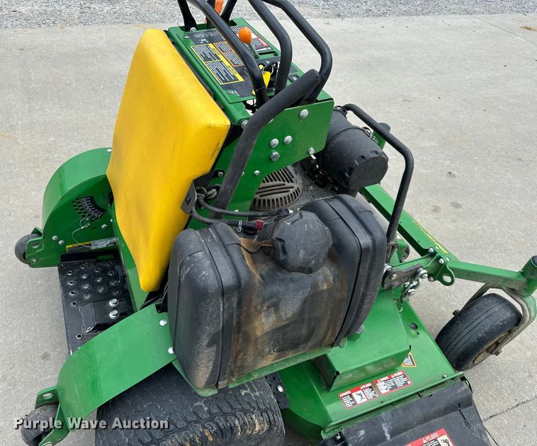 image for item OF9716 2022 John Deere 652R ZTR lawn mower