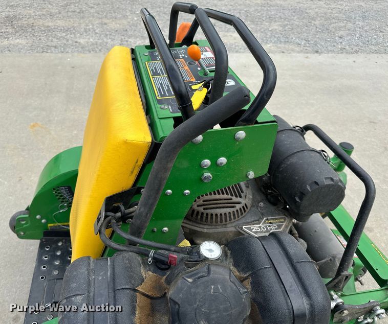 image for item OF9716 2022 John Deere 652R ZTR lawn mower