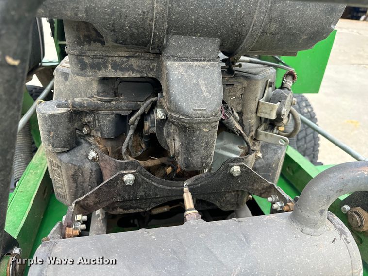 image for item OF9716 2022 John Deere 652R ZTR lawn mower