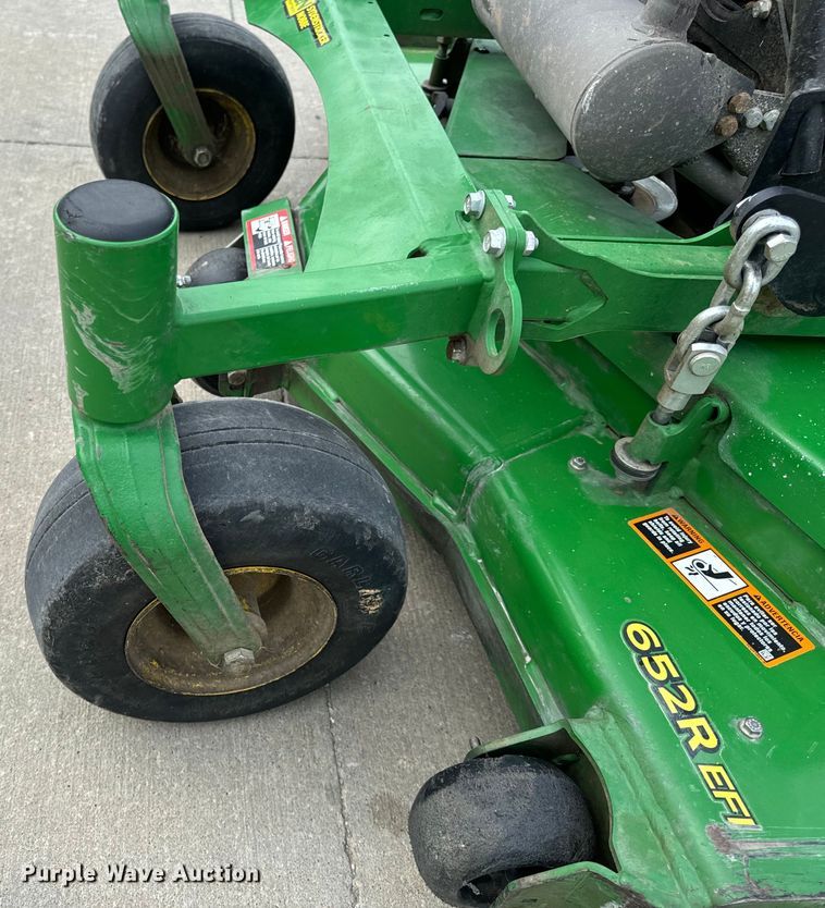 image for item OF9716 2022 John Deere 652R ZTR lawn mower