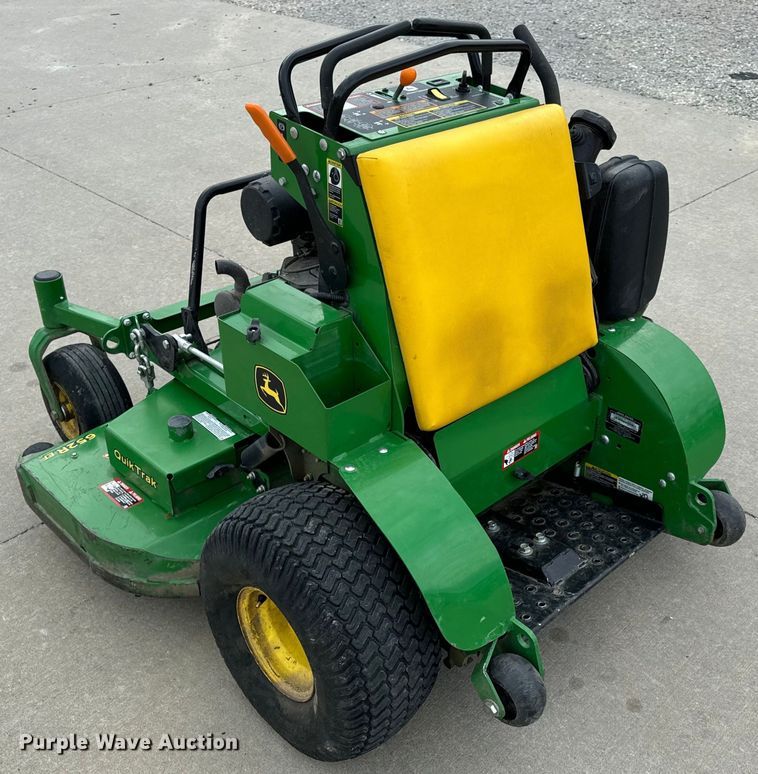 image for item OF9717 2022 John Deere 652R  ZTR lawn mower