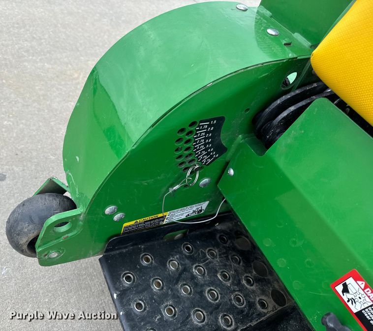 image for item OF9717 2022 John Deere 652R  ZTR lawn mower