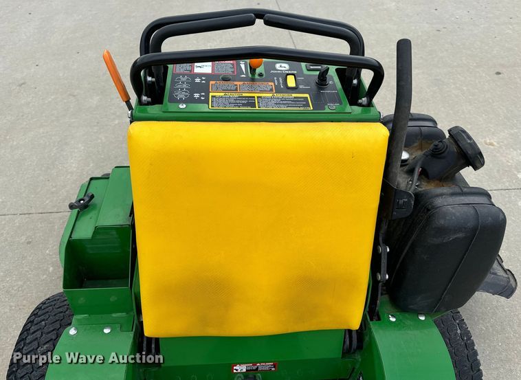 image for item OF9717 2022 John Deere 652R  ZTR lawn mower