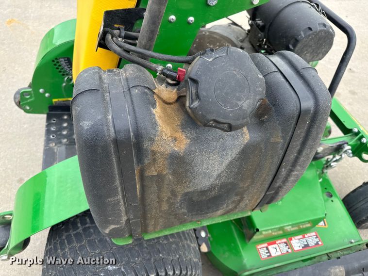 image for item OF9717 2022 John Deere 652R  ZTR lawn mower