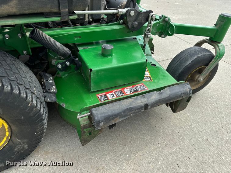 image for item OF9720 2020 John Deere 652R ZTR lawn mower