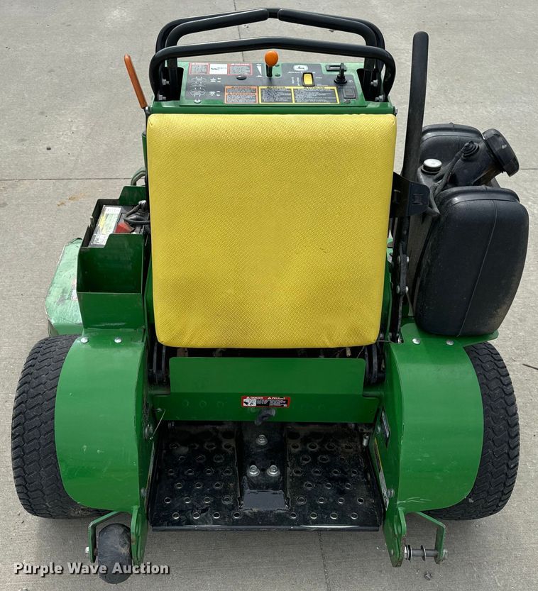 image for item OF9720 2020 John Deere 652R ZTR lawn mower