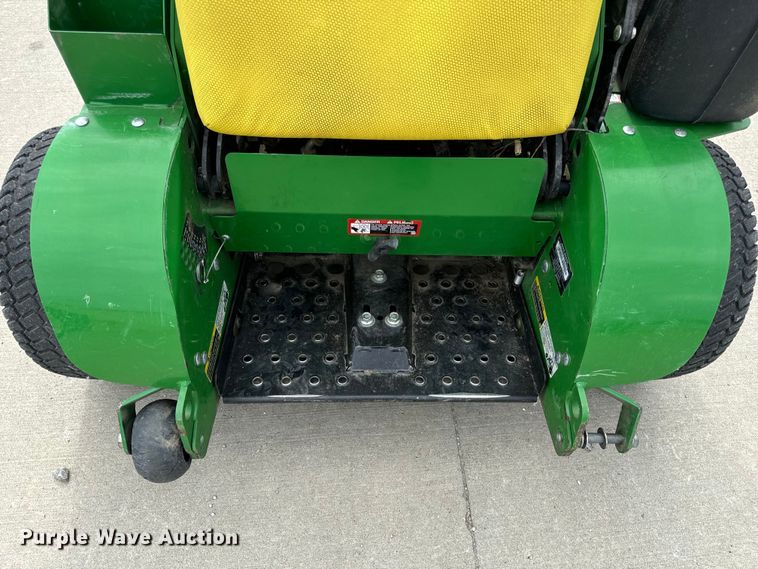 image for item OF9720 2020 John Deere 652R ZTR lawn mower