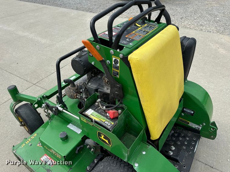 image for item OF9720 2020 John Deere 652R ZTR lawn mower