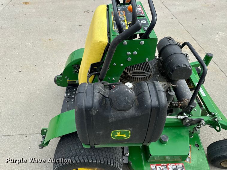 image for item OF9720 2020 John Deere 652R ZTR lawn mower