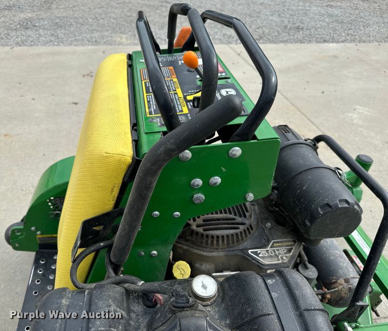 image for item OF9720 2020 John Deere 652R ZTR lawn mower