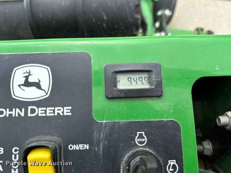 image for item OF9720 2020 John Deere 652R ZTR lawn mower