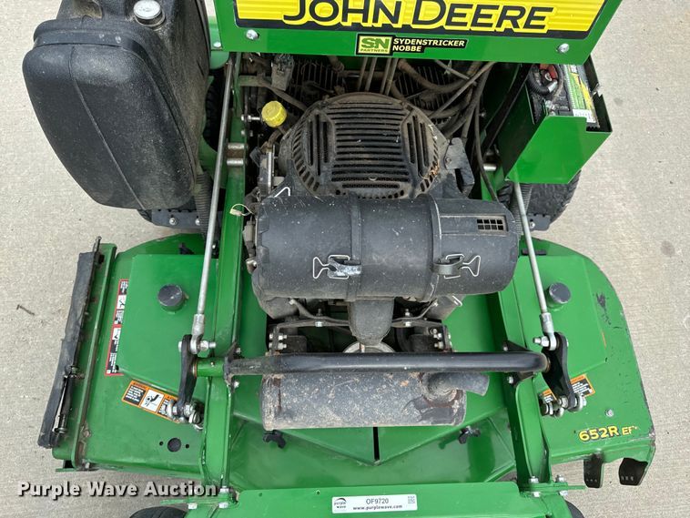 image for item OF9720 2020 John Deere 652R ZTR lawn mower