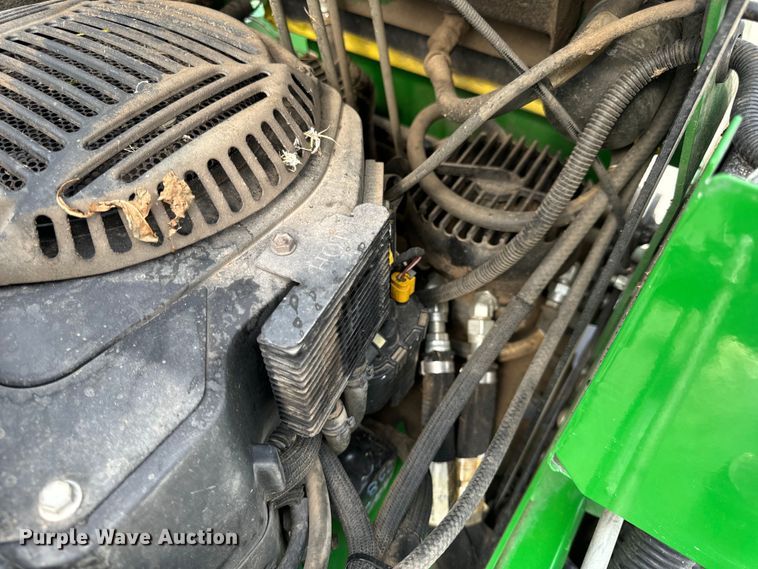 image for item OF9720 2020 John Deere 652R ZTR lawn mower