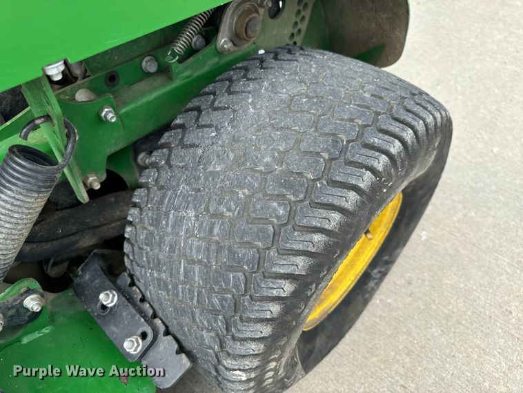 image for item OF9720 2020 John Deere 652R ZTR lawn mower