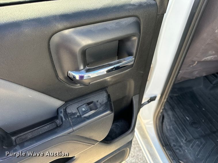 image for item OF9723 2019 GMC Sierra 1500 Double Cab pickup truck