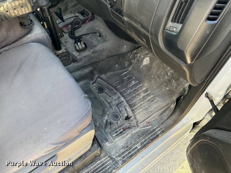 image for item OF9723 2019 GMC Sierra 1500 Double Cab pickup truck